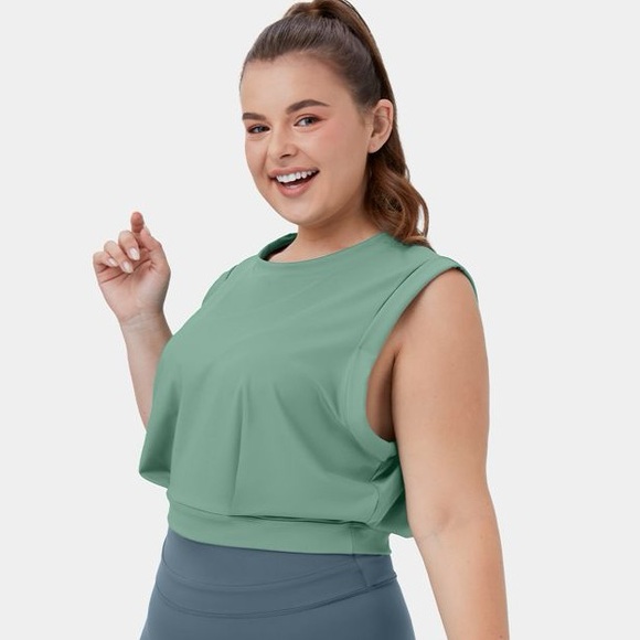 NWT Halara Crew Neck Sleeveless Cropped Plus Size Yoga Tank Top Trellis 2X - Picture 3 of 4